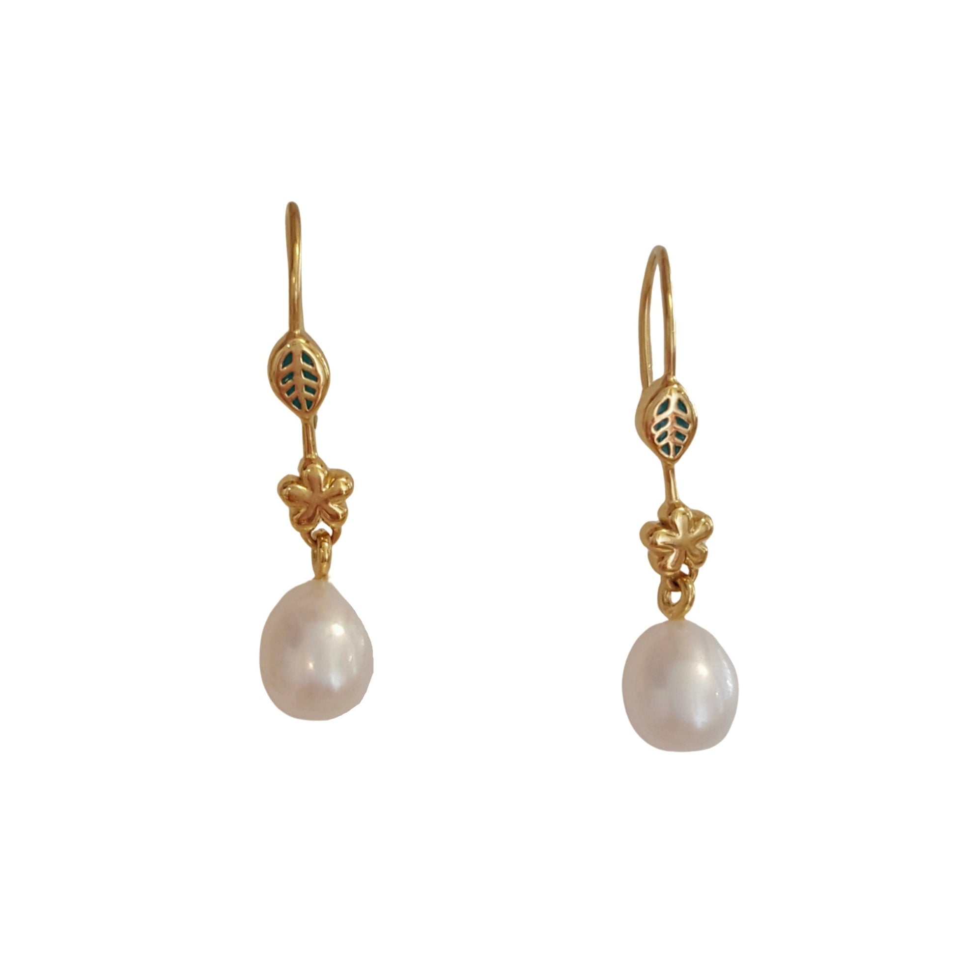Pearl Earrings 'Spring' | The Courthouse Collection