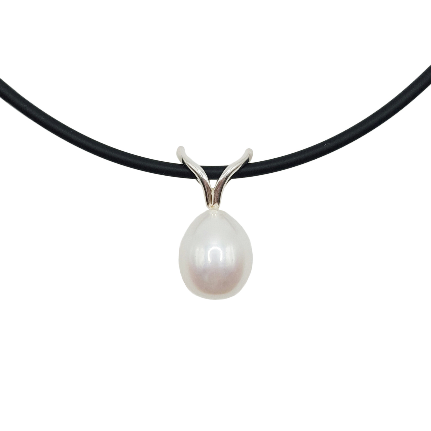 Pearl Pendant "Silver Fishtail" | The Courthouse Collection | Australian Designer Pearl Jewellery