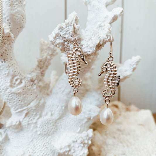 Pearl Earrings 'Seahorse' Silver - The Courthouse Collection