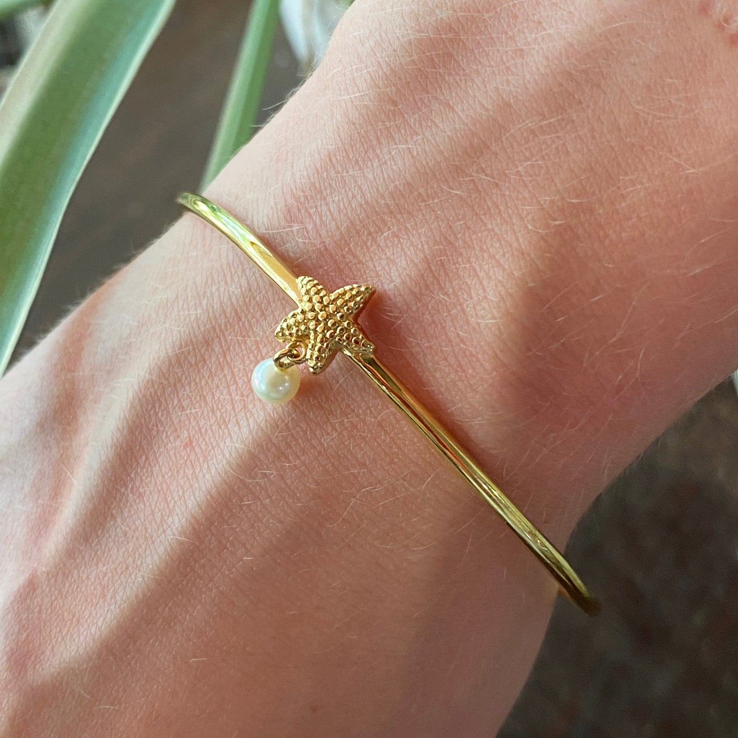 Pearl Bangles in Gold