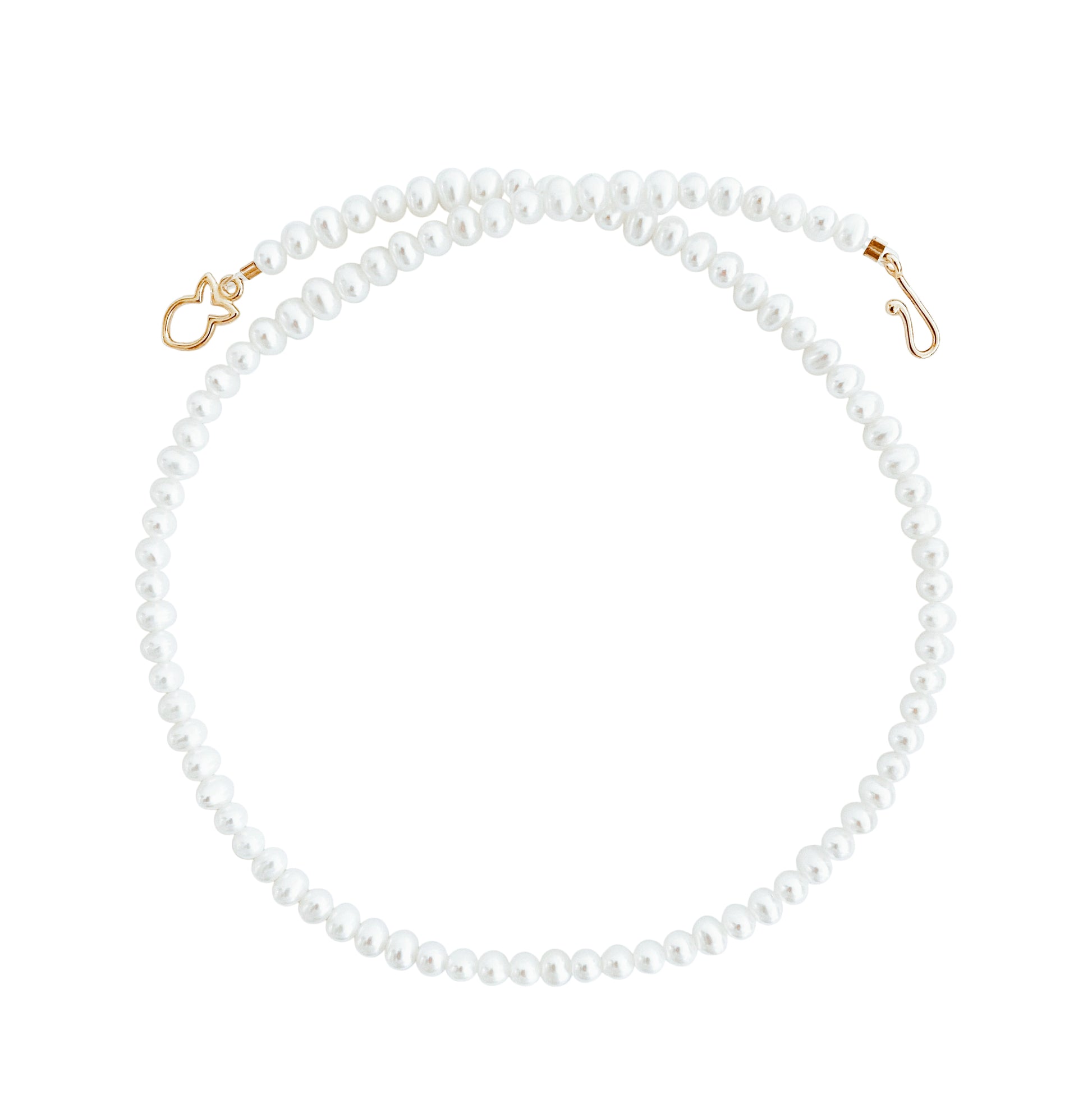 White Pearl Necklace 'Elegance'
