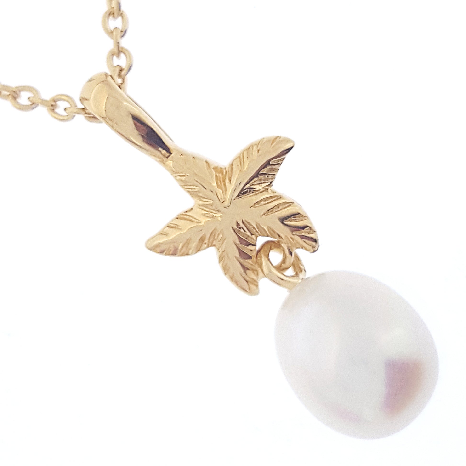 Pearl Pendant 'Starfish Gold' White - The Courthouse Collection