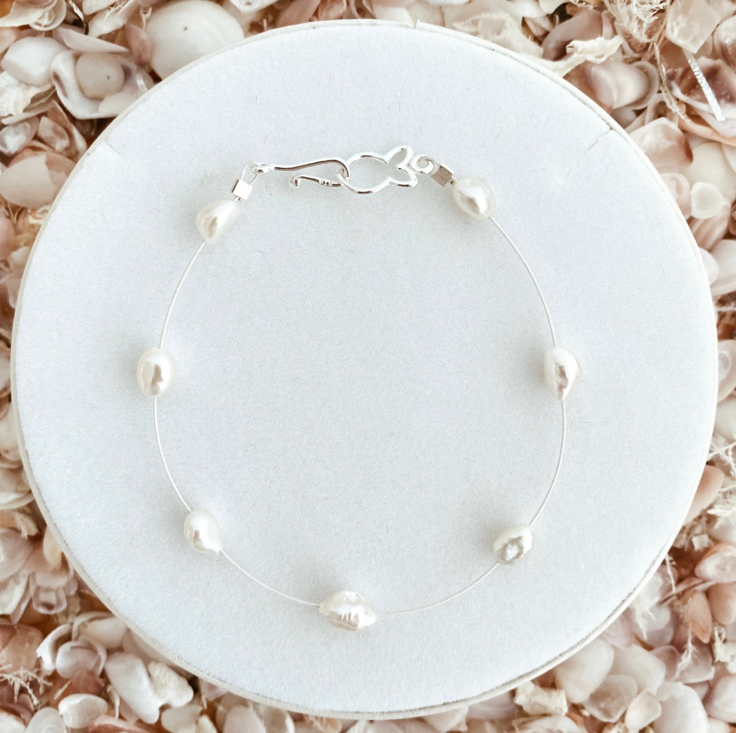 Small Pearl Bracelet "Petite Keshi Silver"