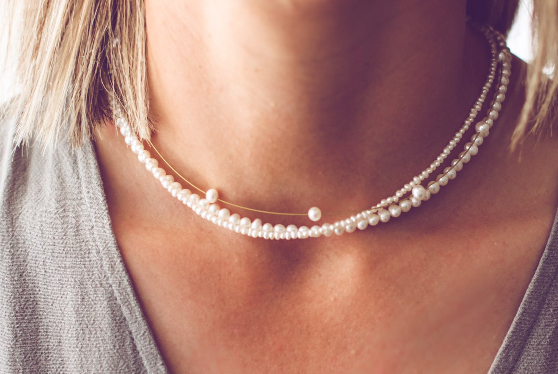 Gold Necklace with Pearls