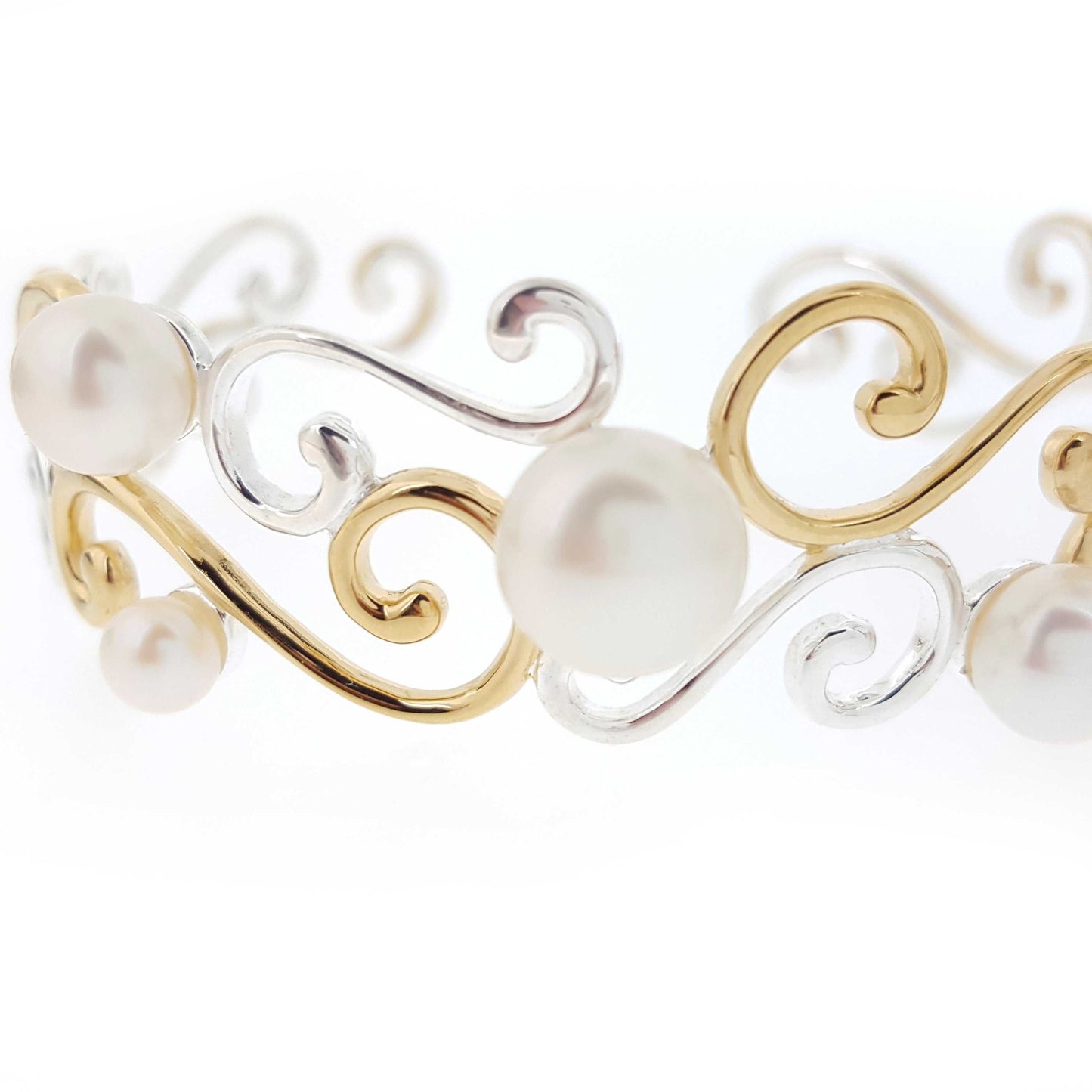 Pearl Bangle 'Renaissance' (Silver, Rose Gold, Yellow Gold, Two Tone) - The Courthouse Collection