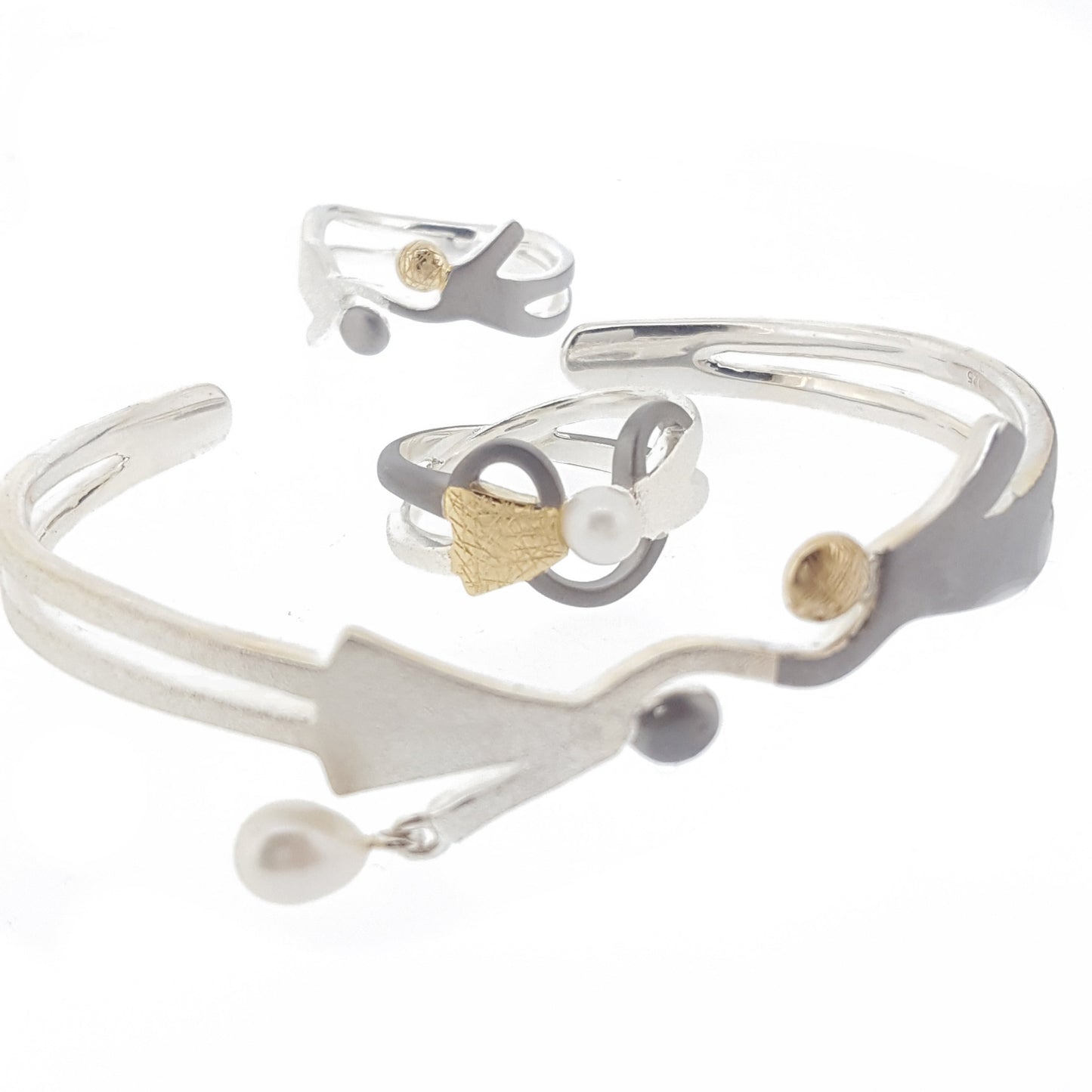 Ruby & Oliver Pearl Ring | The Courthouse Collection | Australian Designer Pearl Jewellery