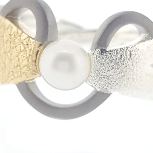 Ruby & Oliver Pearl Ring - The Courthouse Collection