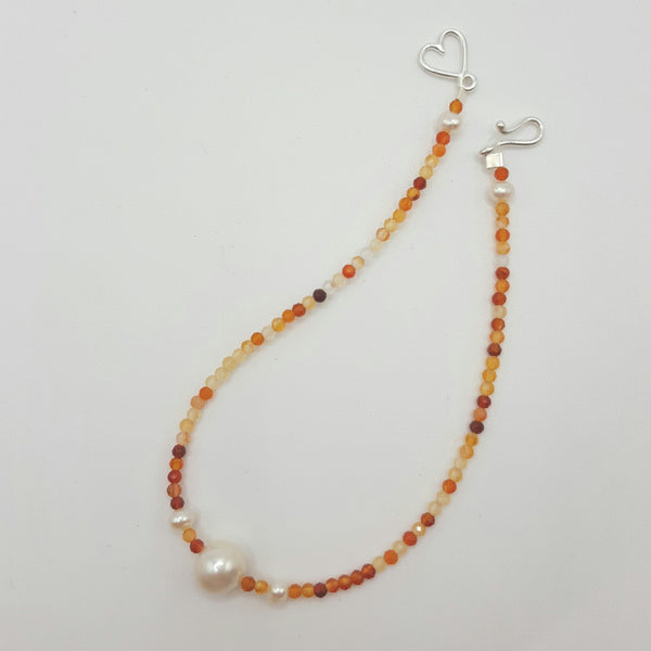 Pearl & Carnelian Bracelet 'Brigitte' | The Courthouse Collection