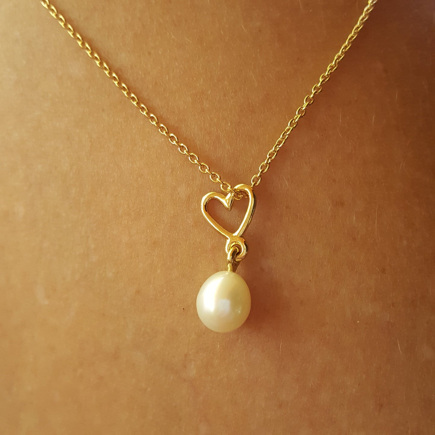 Pearl Necklace ‘Sweet Heart” Gold 14ct cultured pearl| The Courthouse Collection