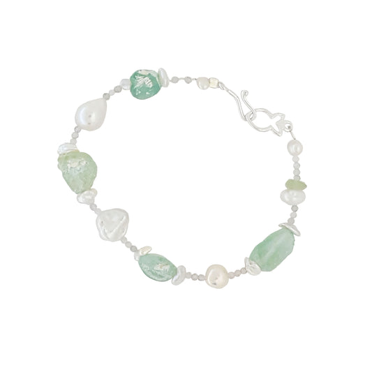 Adorn Juno's Wrist
