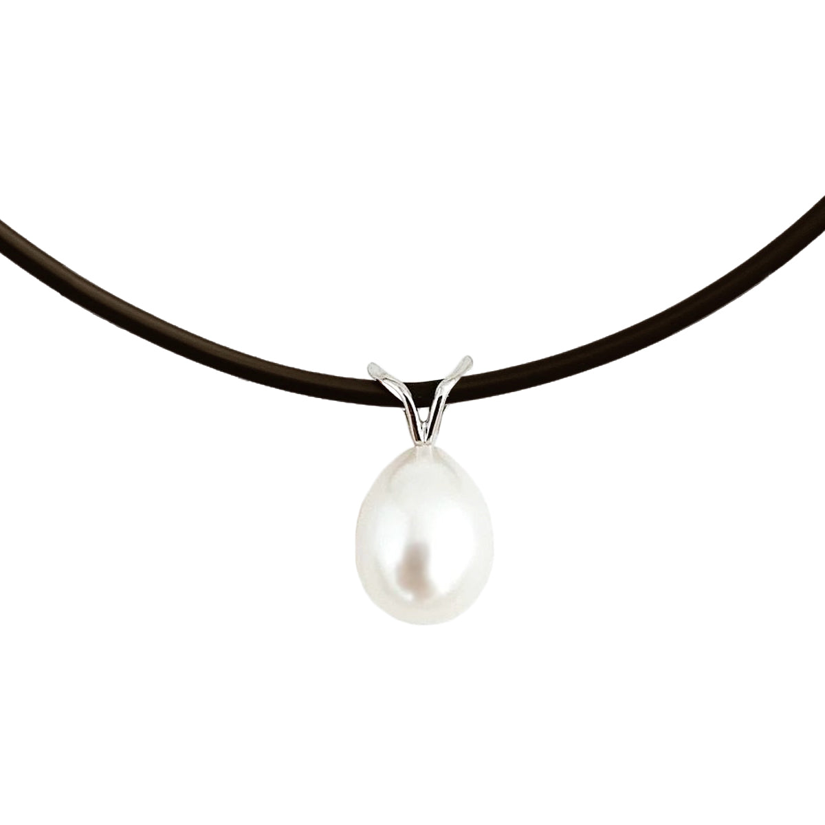 Pearl Pendant Necklace "Silver Fishtail"