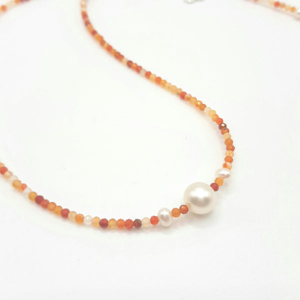 Pearl & Carnelian Necklace 'Lilly' | The Courthouse Collection