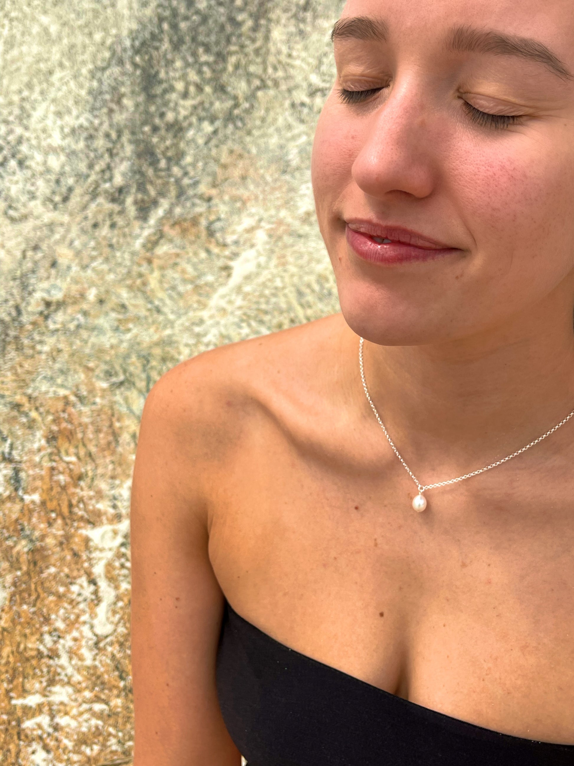 Pearl Necklace "The Courthouse Neckalce" - The Courthouse Collection