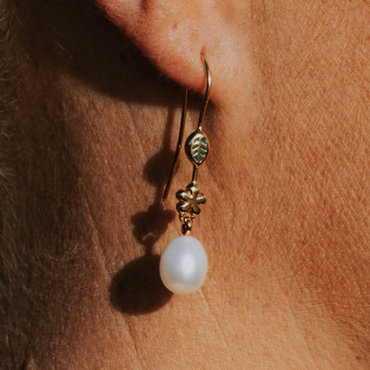 Sterling Silver Pearl Earrings "Spring" - The Courthouse Collection