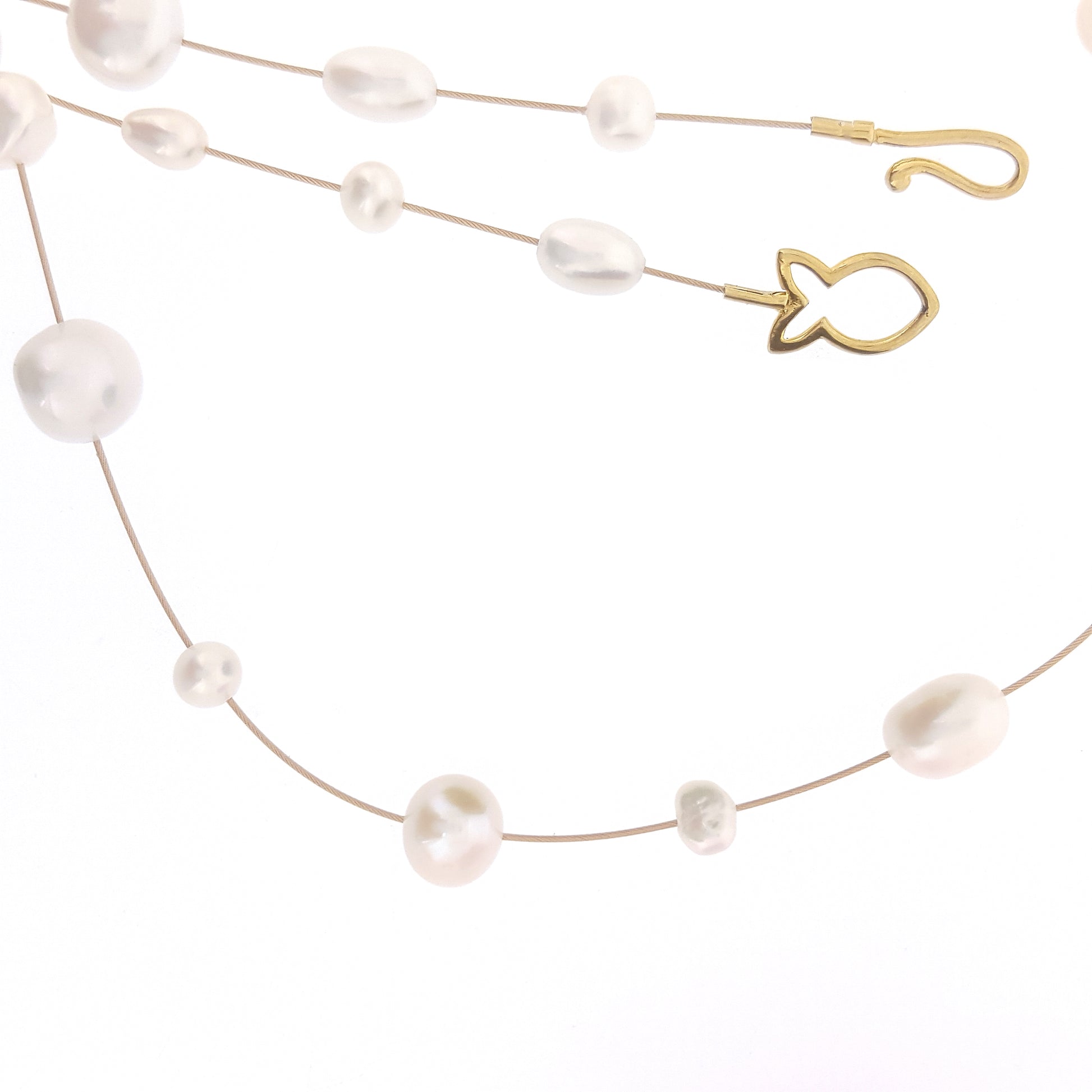 Necklace ‘Hailey Special’ Gold -White pearls - The Courthouse Collection