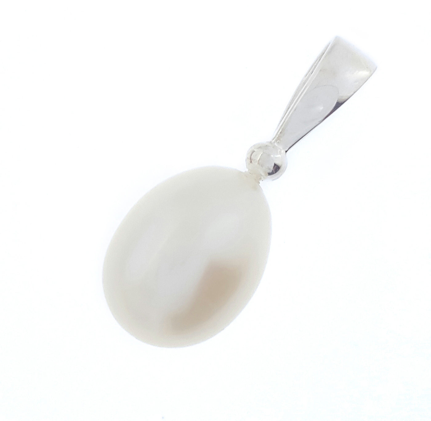 Pearl Pendant 'Ball Bail' - The Courthouse Collection