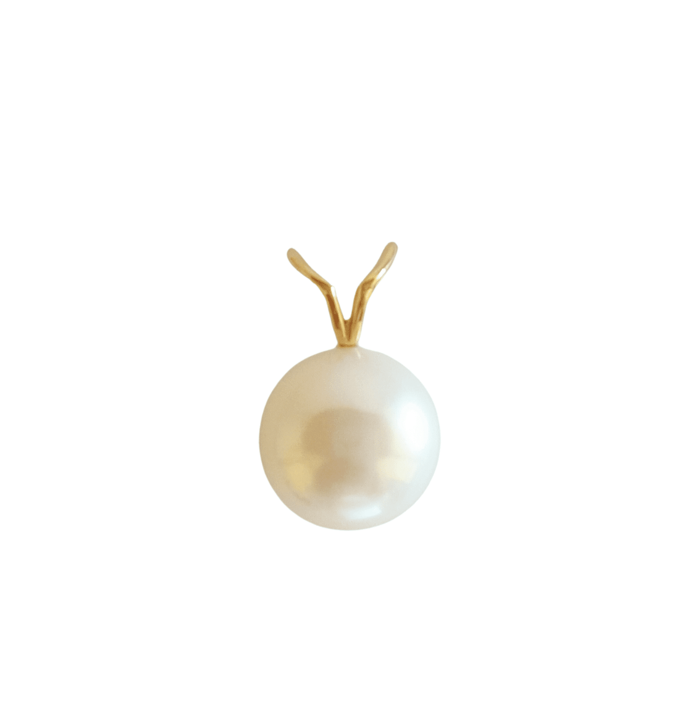Pearl Pendant 'Fishtail' Button l 9K Gold | The Courthouse Collection