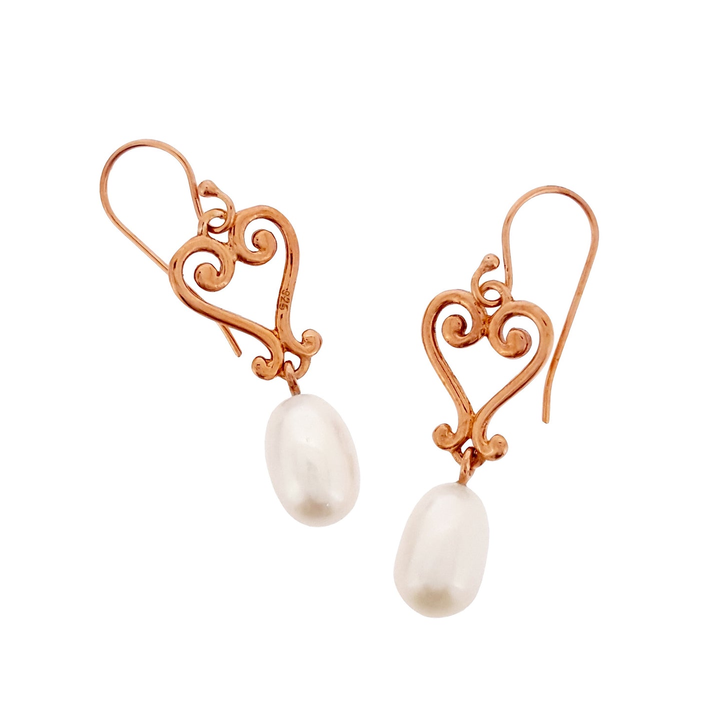 Pearl Earrings 'Romance Heart' - The Courthouse Collection