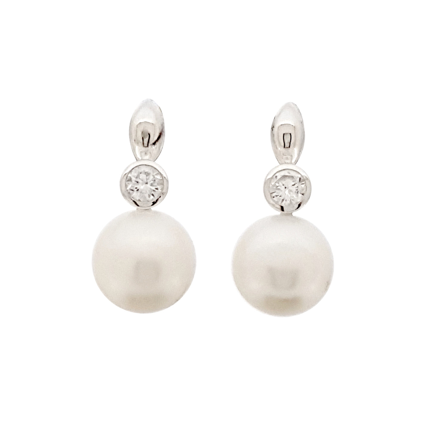Pearl Earrings 'Sparkling Leaf' - The Courthouse Collection